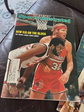 Sports Illustrated Swim Vintage Basketball Cover - Red and Black